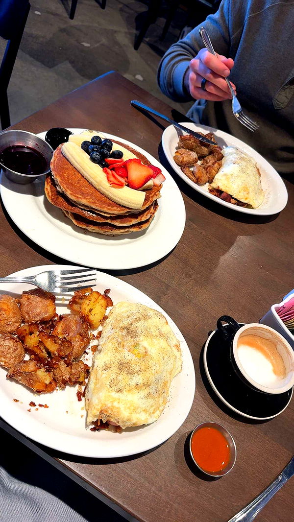 abigailwhhitee image ~ Altpins