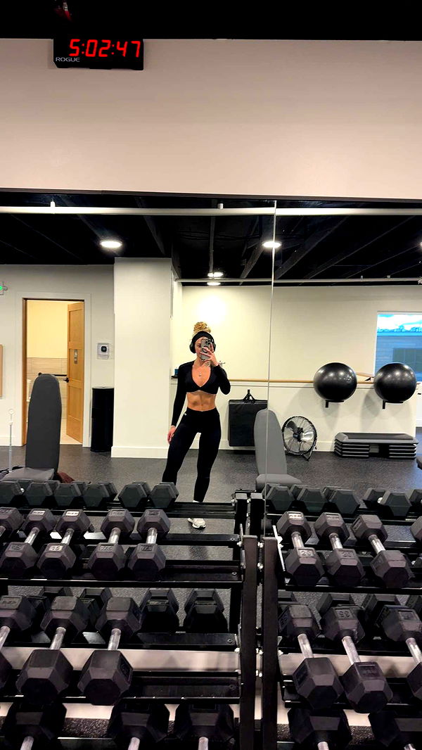 abigailwhhitee image ~ Altpins