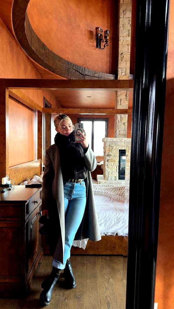 abigailwhhitee image ~ Altpins