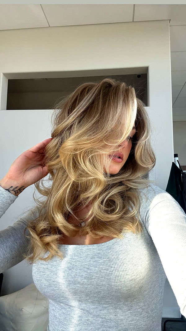 abigailwhhitee image ~ Altpins