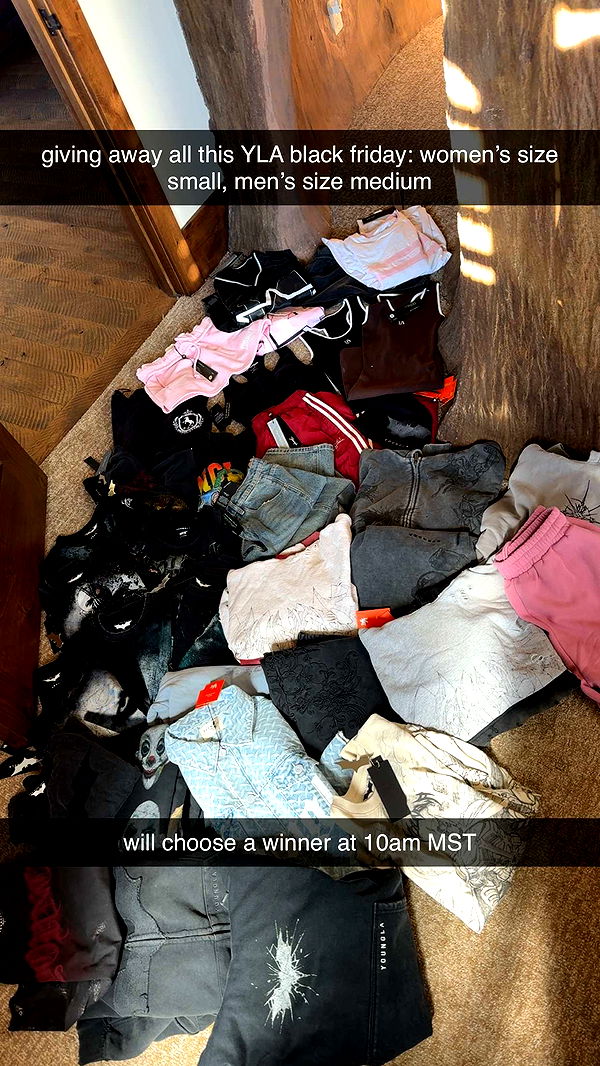 abigailwhhitee image ~ Altpins