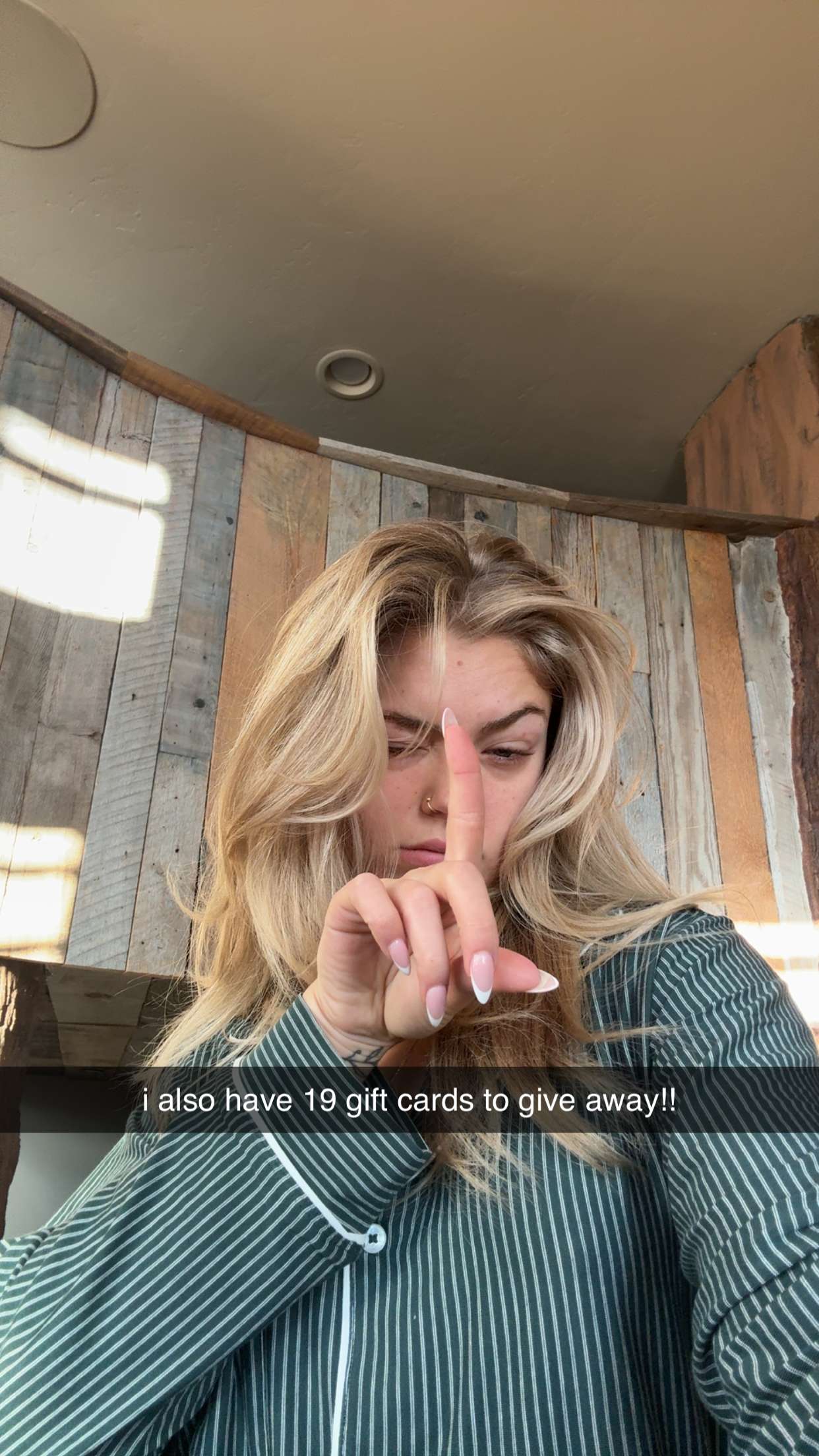 abigailwhhitee snapchat image archive image