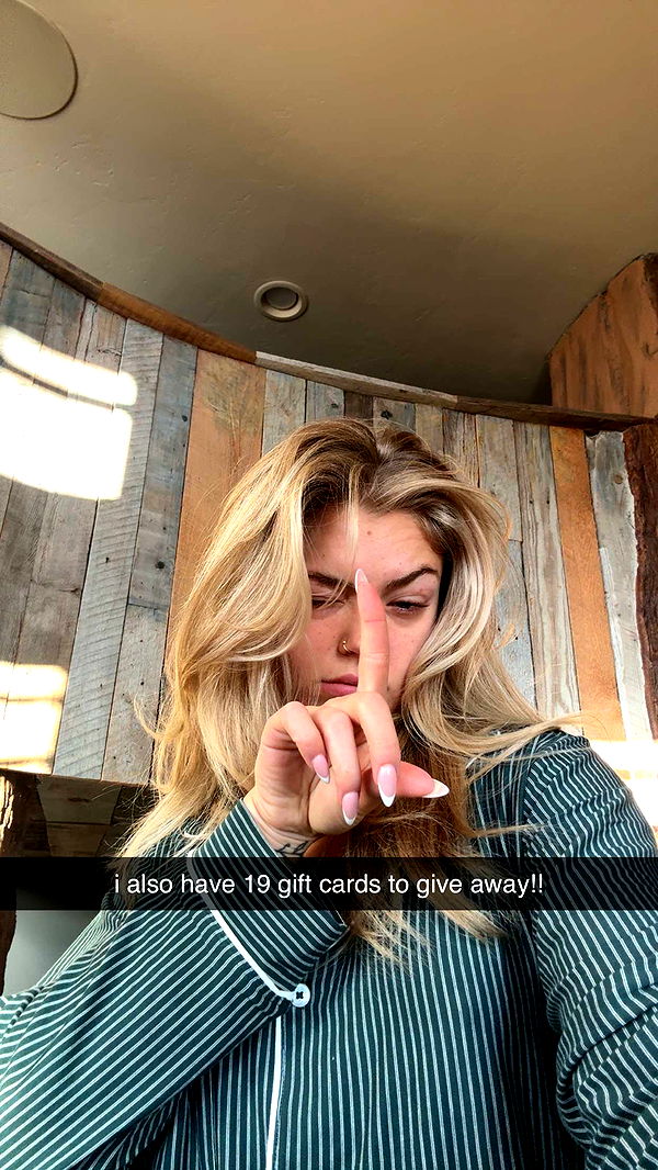 abigailwhhitee image ~ Altpins