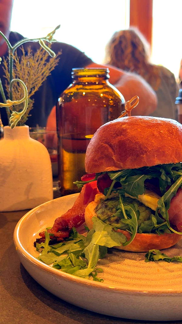 abigailwhhitee image ~ Altpins