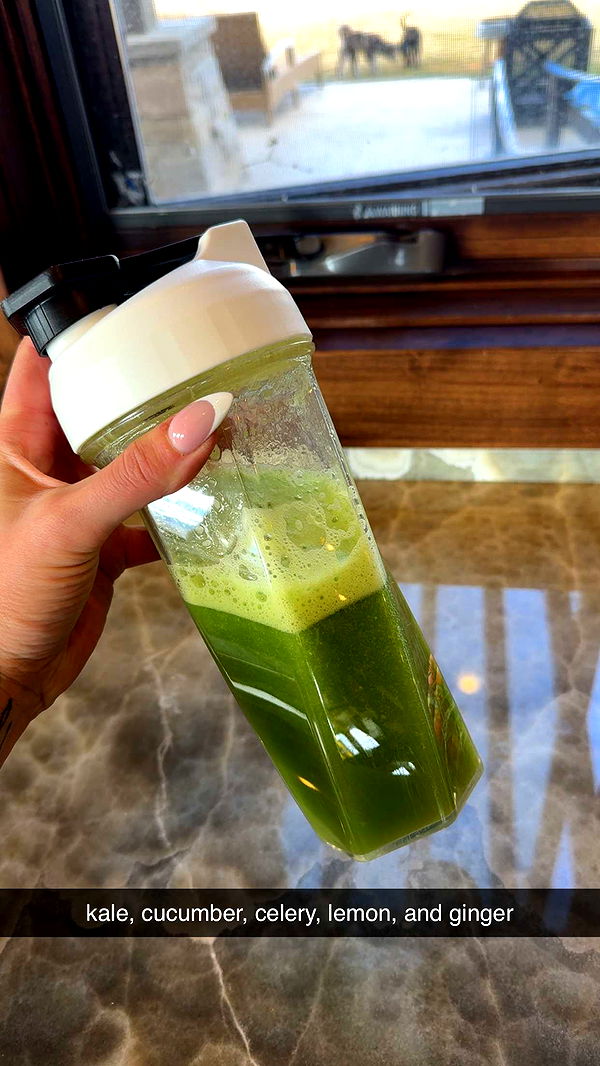 abigailwhhitee image ~ Altpins