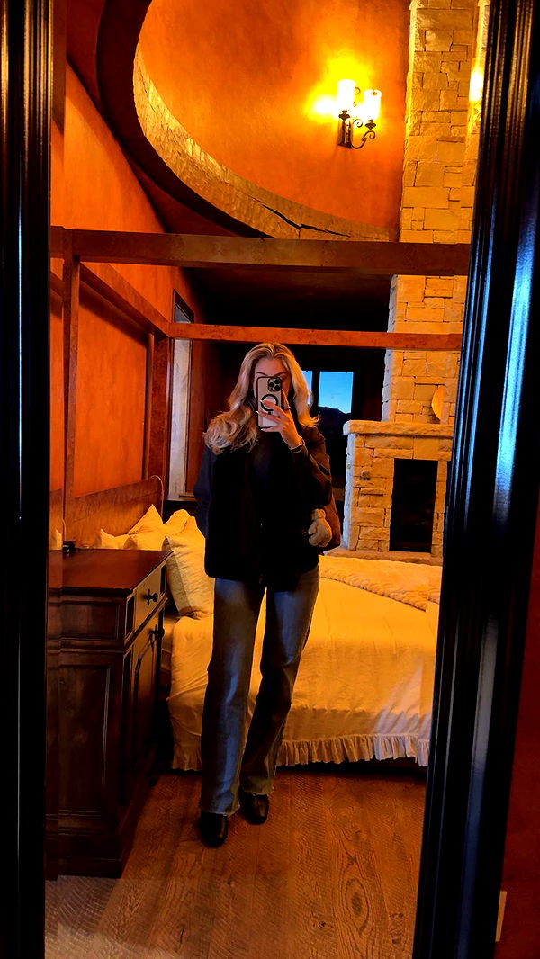 abigailwhhitee image ~ Altpins