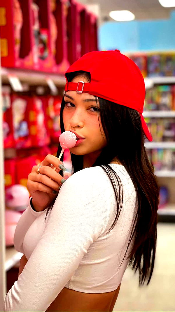 aishahsofeyy image ~ Altpins