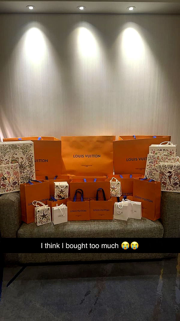 aishahsofeyy image ~ Altpins