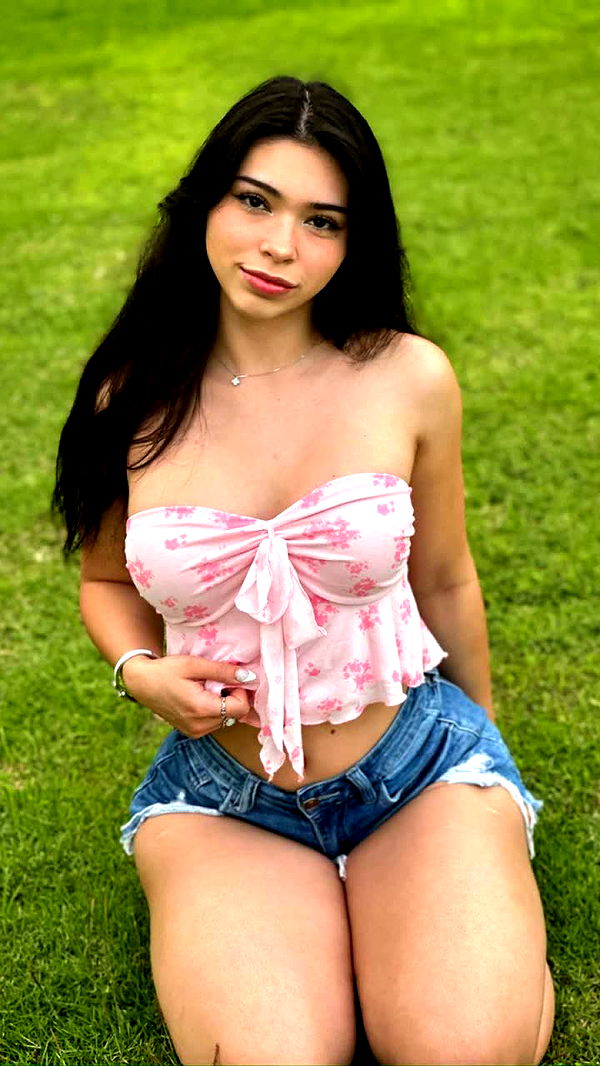 aishahsofeyy image ~ Altpins