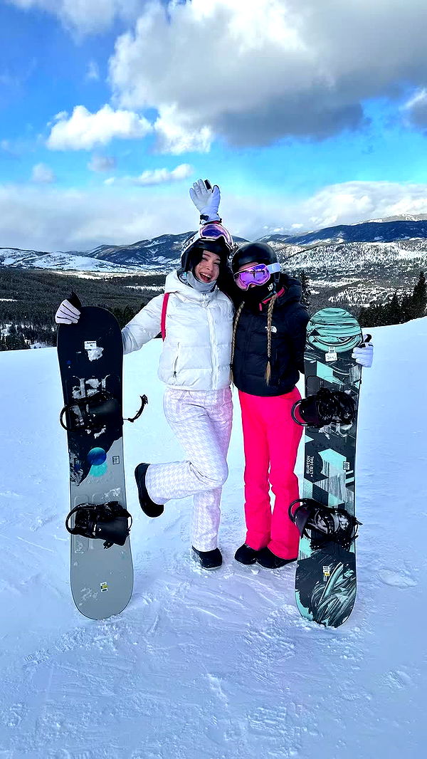 aishahsofeyy image ~ Altpins