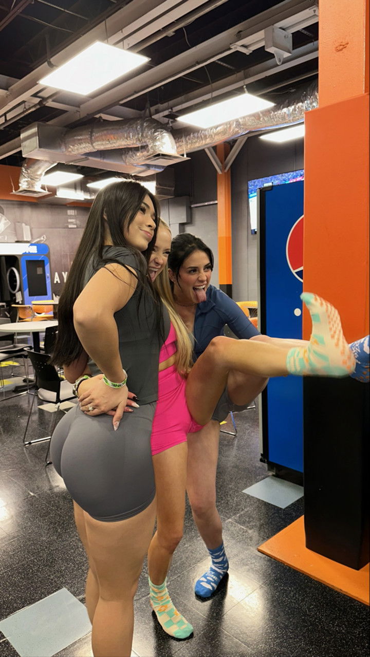 aishahsofeyy snapchat image archive image