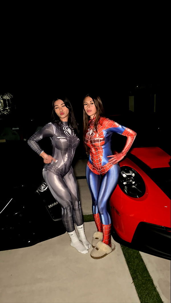 aishahsofeyy image ~ Altpins