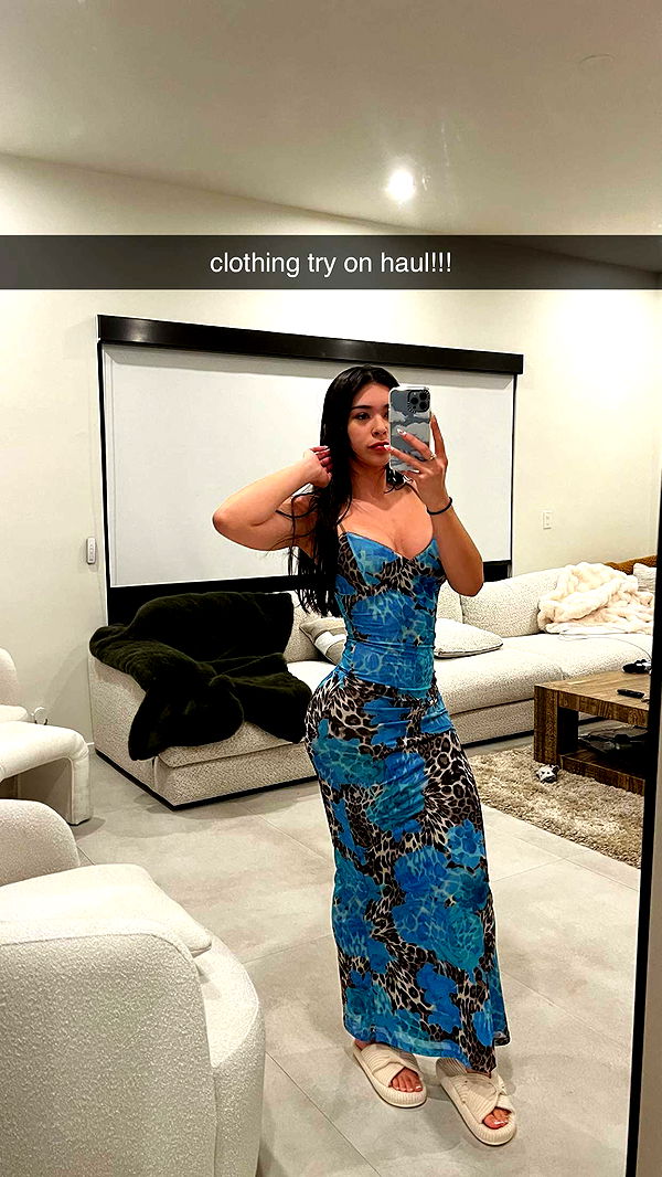 aishahsofeyy image ~ Altpins