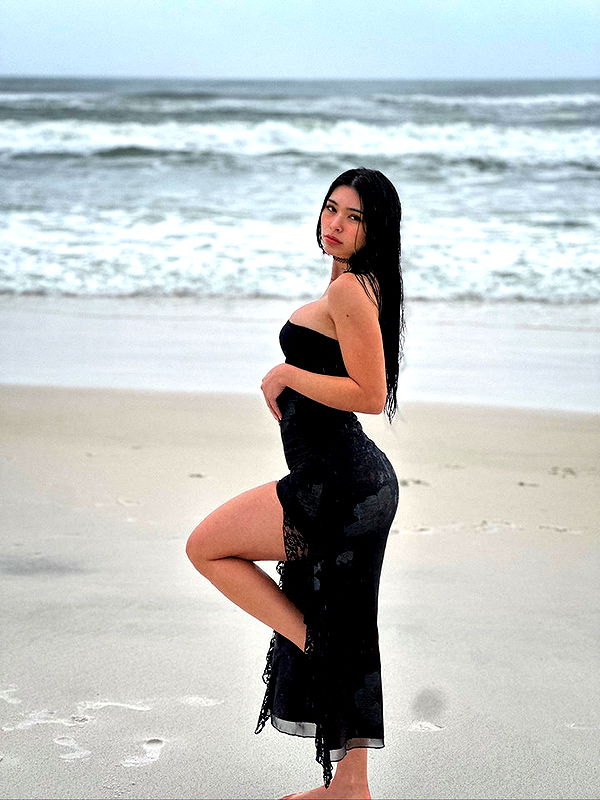 aishahsofeyy image ~ Altpins