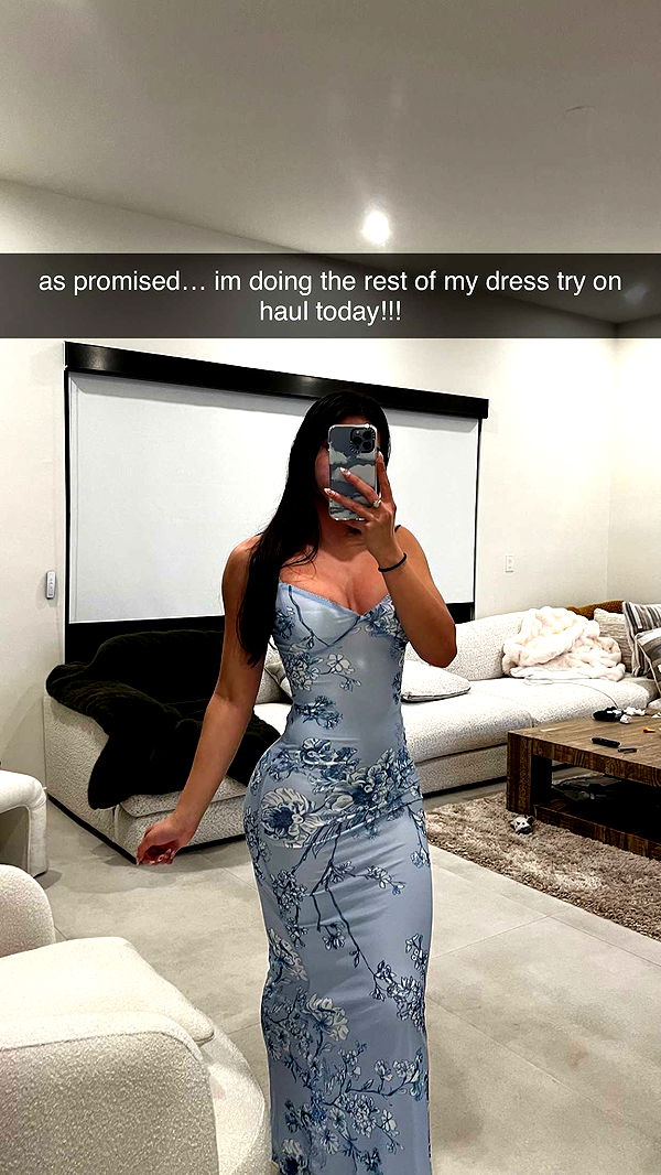 aishahsofeyy image ~ Altpins