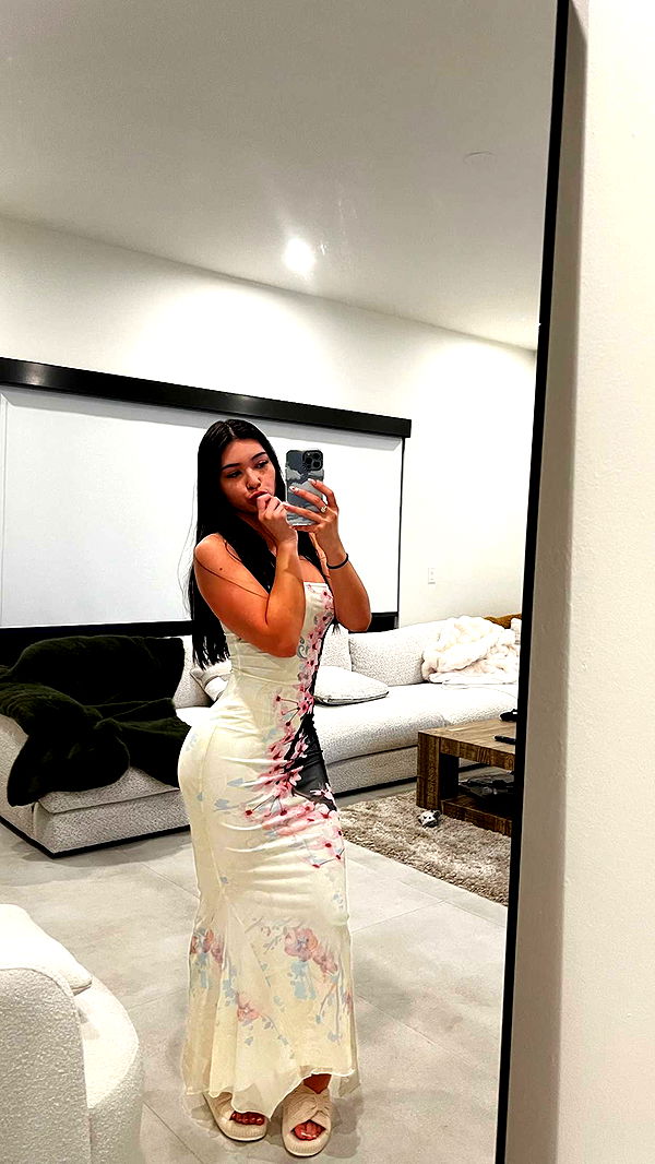 aishahsofeyy image ~ Altpins