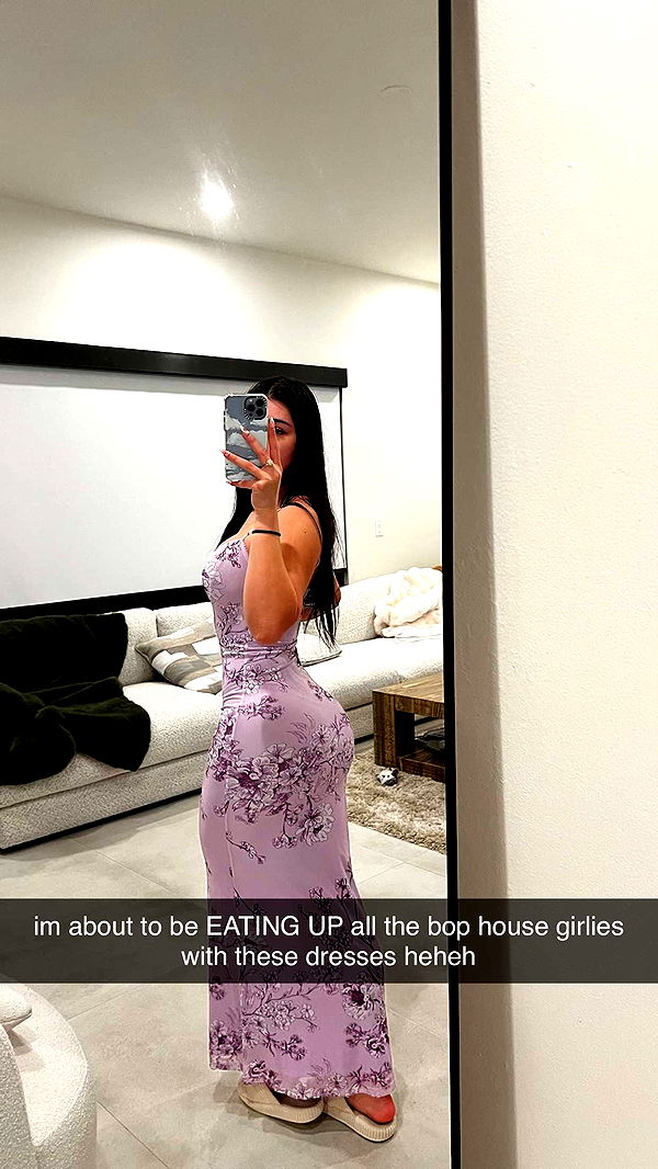 aishahsofeyy image ~ Altpins