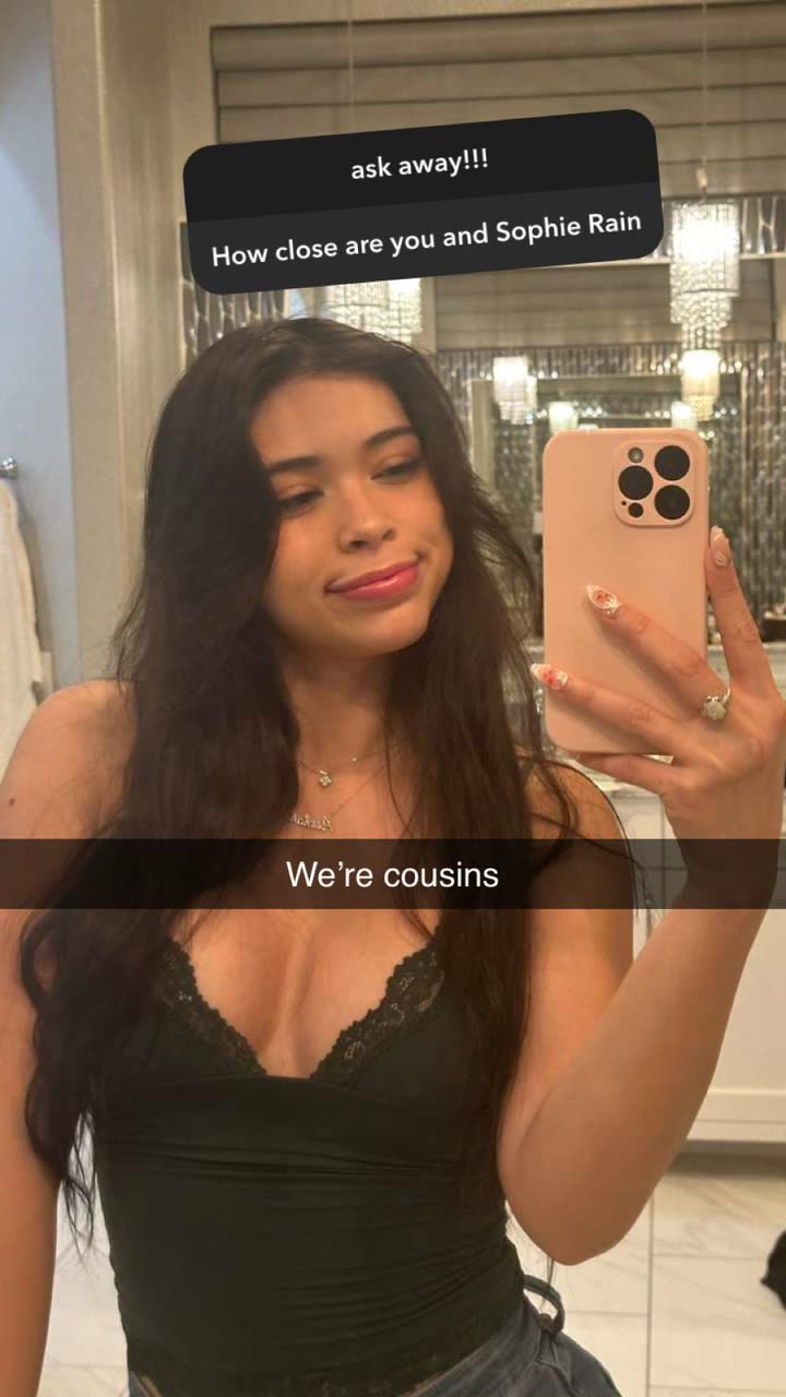 aishahsofeyy snapchat image archive image