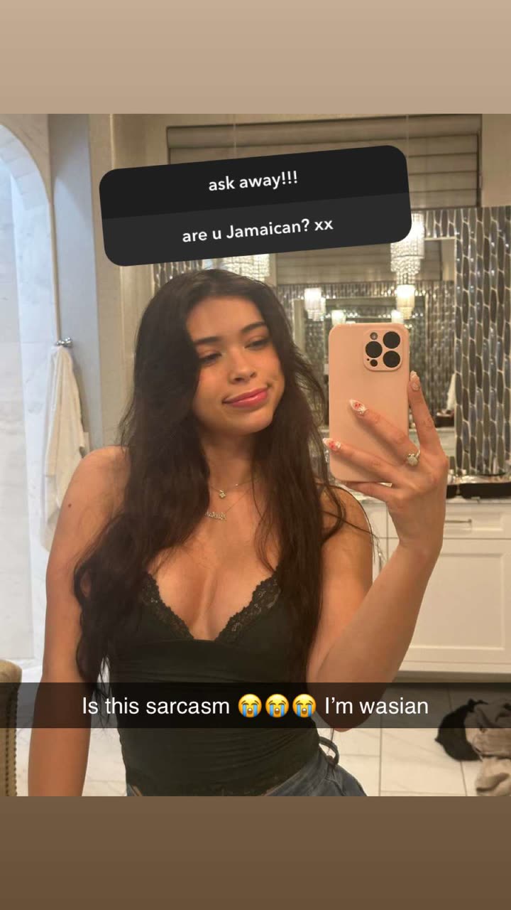 aishahsofeyy snapchat image archive image