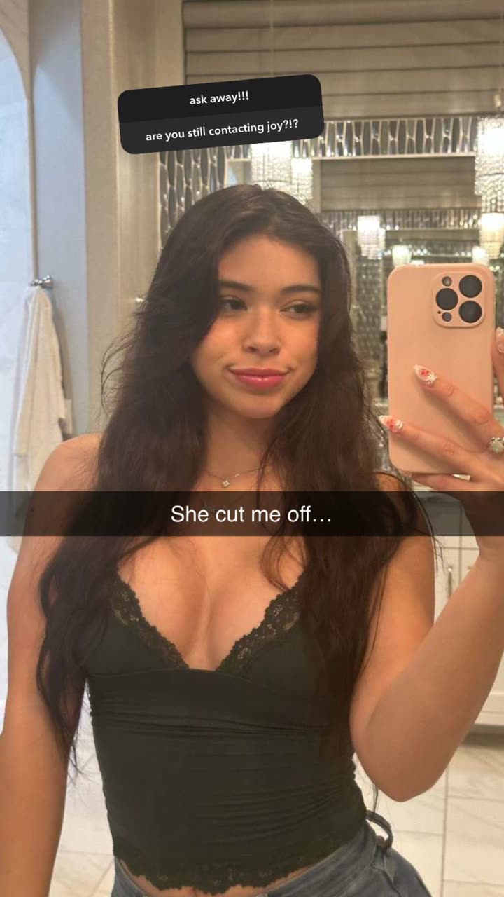 aishahsofeyy snapchat image archive image