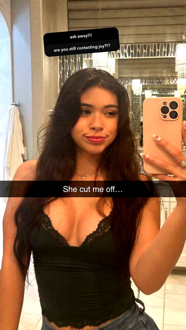 aishahsofeyy image ~ Altpins