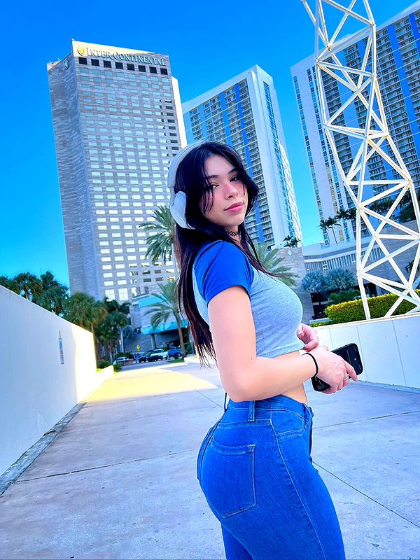 aishahsofeyy image ~ Altpins