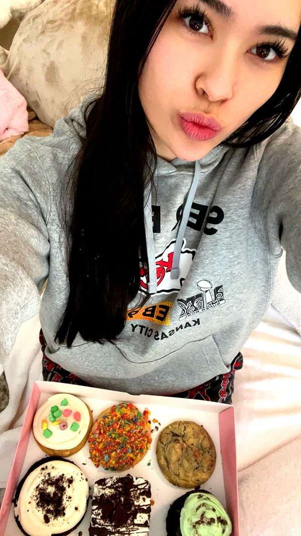 aishahsofeyy image ~ Altpins