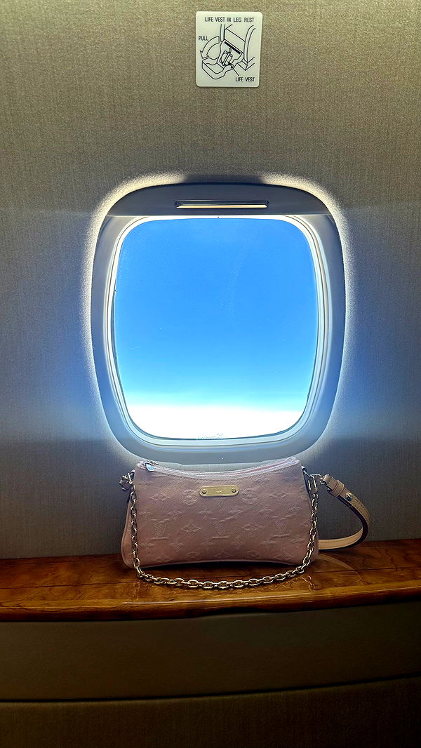 aishahsofeyy image ~ Altpins