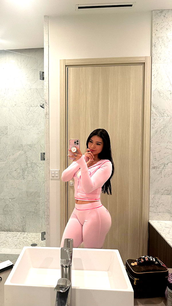 aishahsofeyy image ~ Altpins