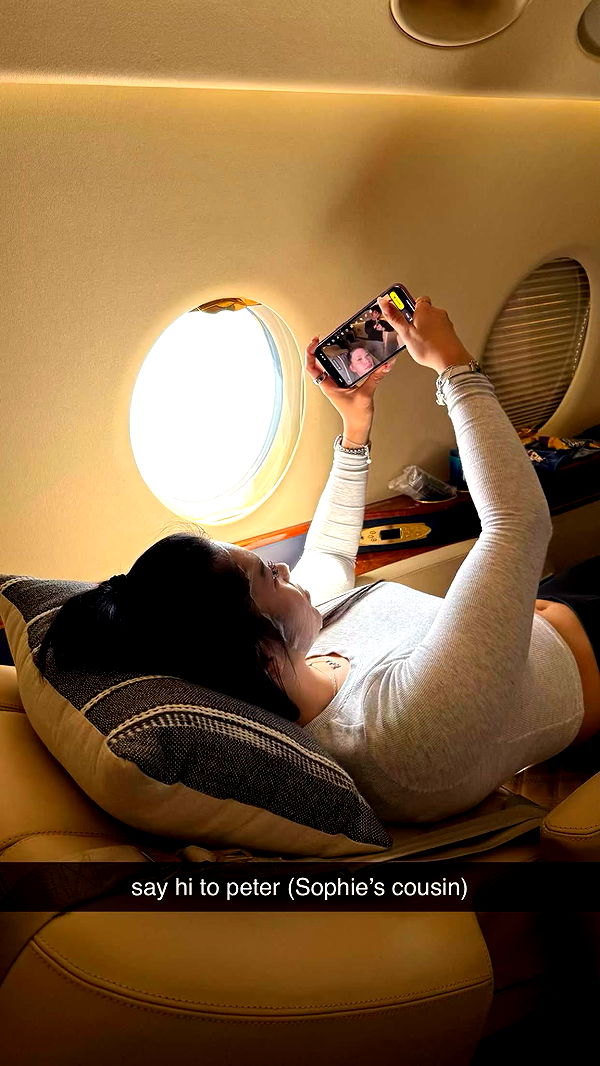 aishahsofeyy image ~ Altpins