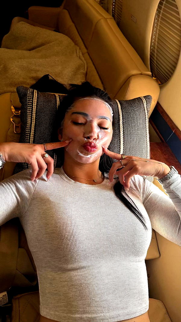 aishahsofeyy image ~ Altpins