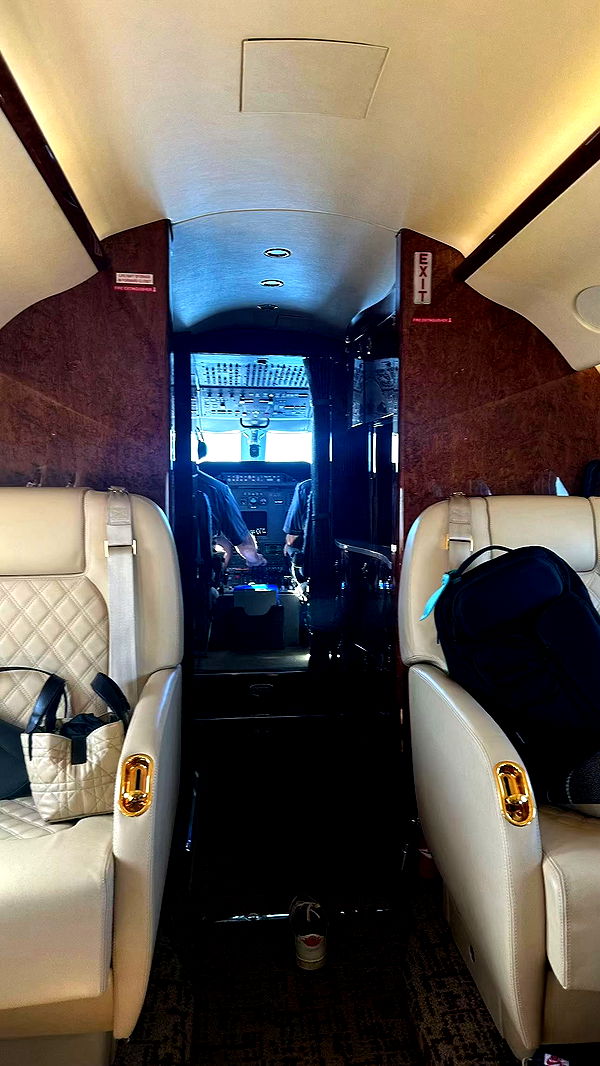 aishahsofeyy image ~ Altpins