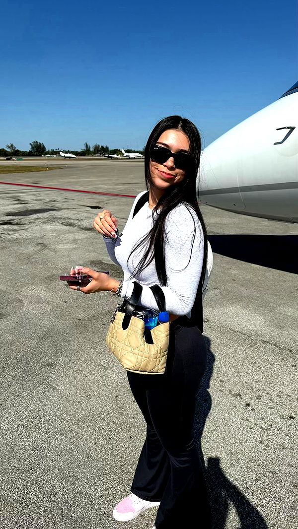 aishahsofeyy image ~ Altpins