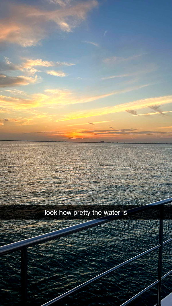 aishahsofeyy image ~ Altpins