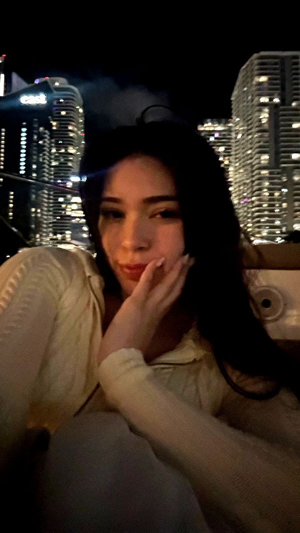 aishahsofeyy image ~ Altpins