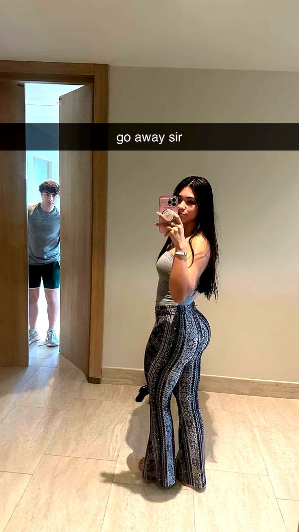 aishahsofeyy image ~ Altpins