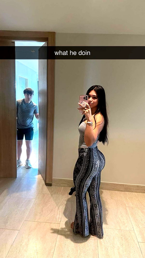 aishahsofeyy image ~ Altpins