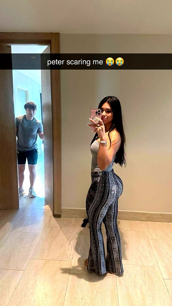 aishahsofeyy image ~ Altpins