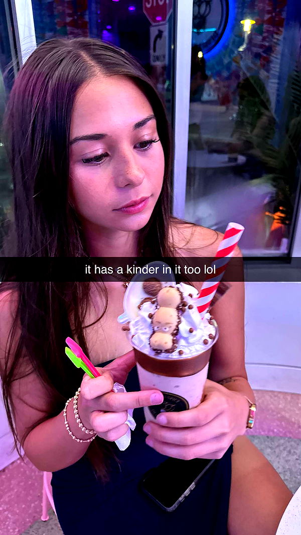 aishahsofeyy image ~ Altpins