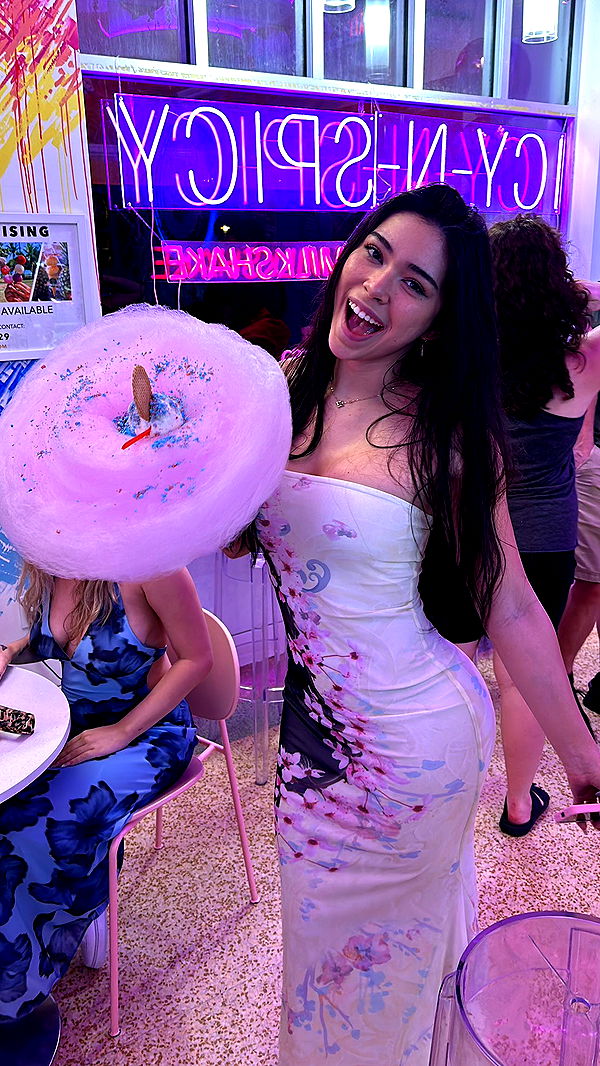 aishahsofeyy image ~ Altpins