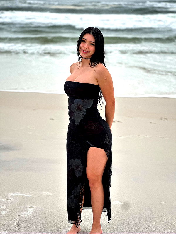 aishahsofeyy image ~ Altpins