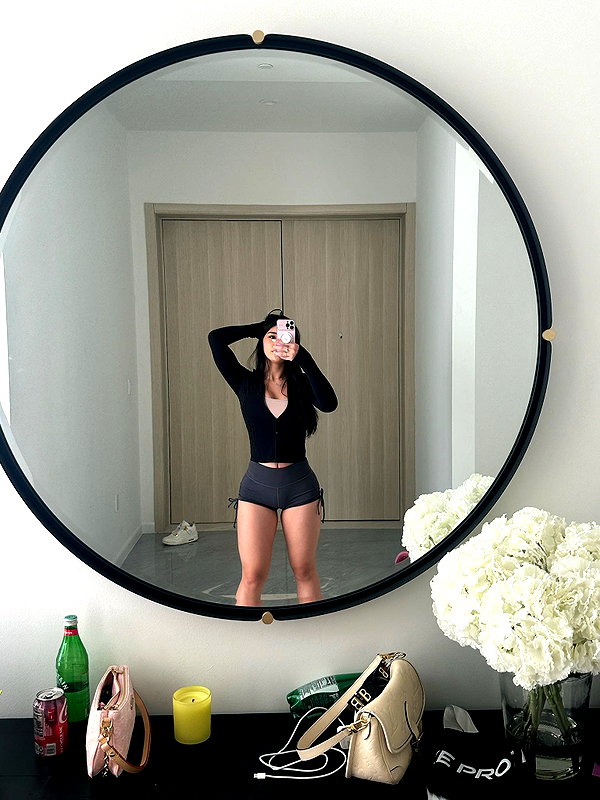 aishahsofeyy snapchat image archive image