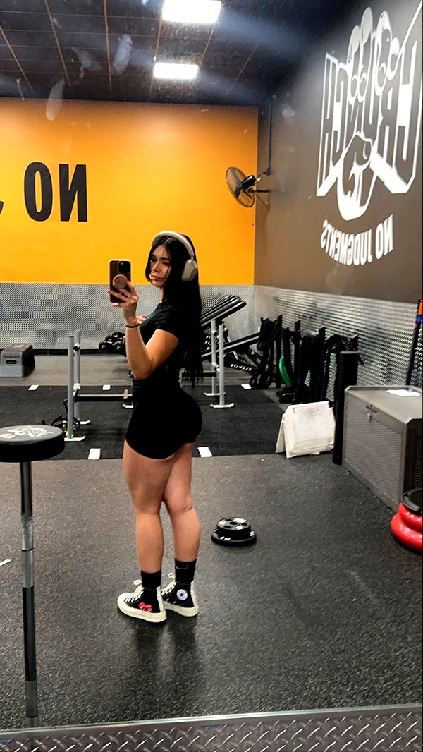 aishahsofeyy snapchat image archive image