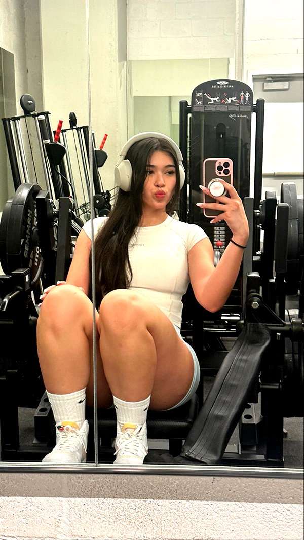 aishahsofeyy snapchat image archive image