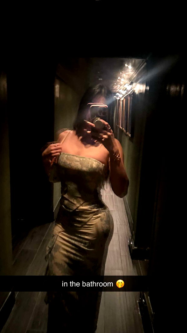 aishahsofeyy snapchat image archive image