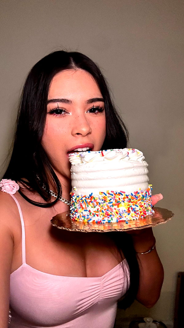 aishahsofeyy snapchat image archive image