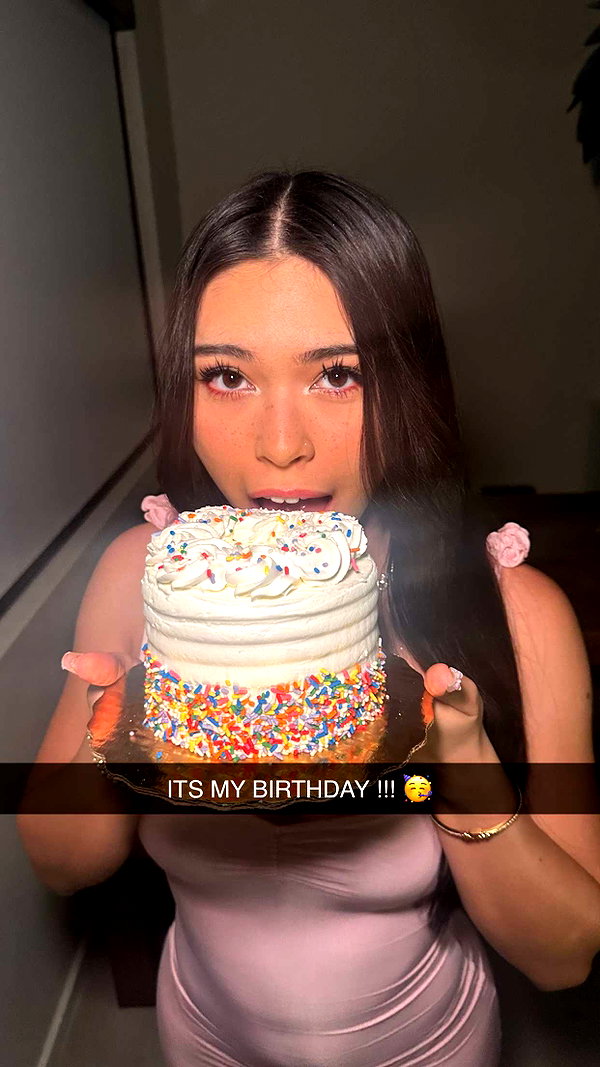 aishahsofeyy snapchat image archive image