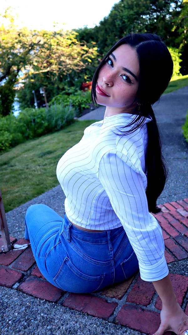 aishahsofeyy snapchat image archive image