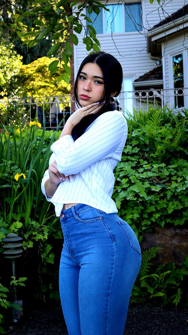 aishahsofeyy snapchat image archive image