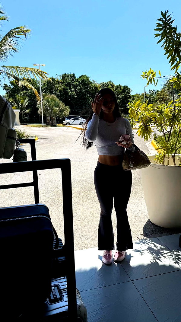 aishahsofeyy snapchat image archive image